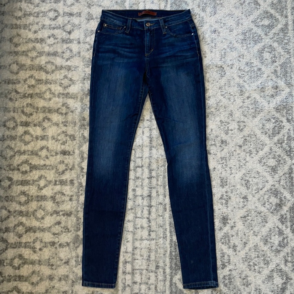 Joe’s The Icon Mid Rise Skinny Jeans